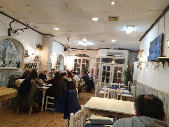 Los Faroles Bodeguita